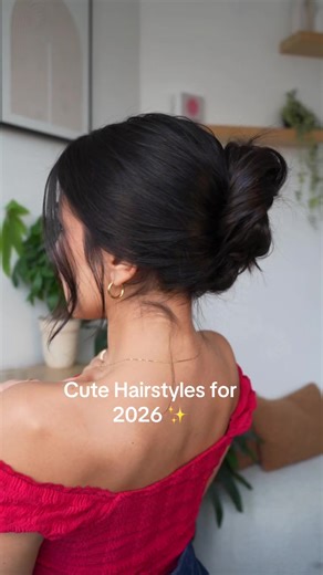 Quick and Easy Messy Bun Tutorial