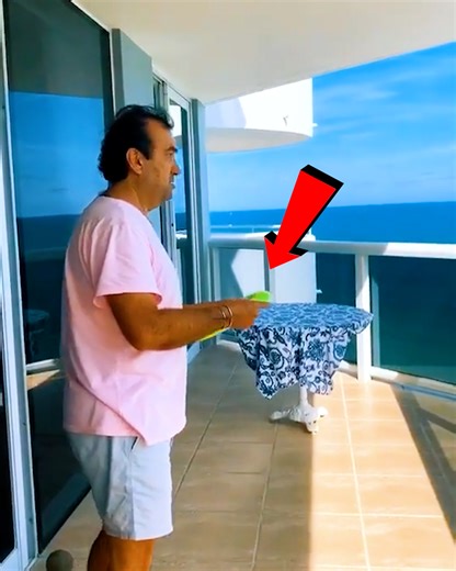 Ultimate Frisbee Fails Compilation  #FailsOfTheDay #FrisbeeFails #EpicFails #SportsGoneWrong #FunnyMoments #ViralClips #TrendingFails #Hilarious | Kewon Vines | Facebook