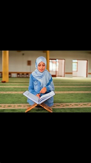 Heartwarming Moment: Young Girl Reading Quran in Mosque#Quran #IslamicVideo#Mosque #foryou #Muslim