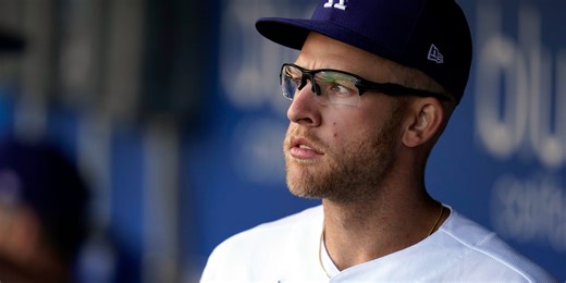 Padres trade for versatile Beaty from Dodgers