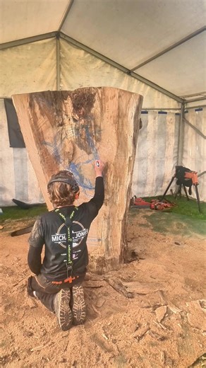 75K views · 2.4K reactions | This competition carving took 25hours to complete !!!. #doglover #dogart #chainsawcarving #woodsculpture #woodcarving | Michael Jones Chainsaw Sculptor | Facebook