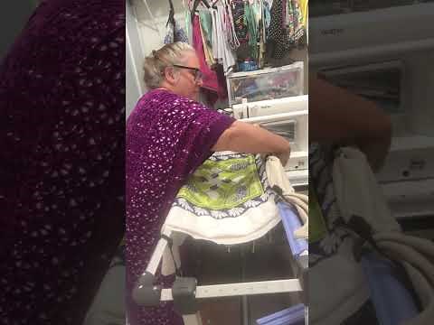 How to load a quilt onto the Cutie Frame