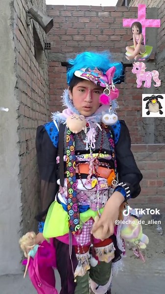 aufit huachafo, chikes les invito a vivir la vida y a ver cada detallito, que viva wachafismo, se ne hido tarde 🧜‍♀️😺🧟 #fashion #alt #cerru #fyp #huachafismo