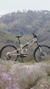 Neuron:ON CF 9 out now – feat. the all-new @srammtb GX groupset. → Link in Bio #MyCanyon #CanyonON #CLLCTV #EMTB 📹 @roofowler | Canyon