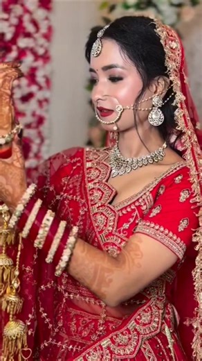 Red bride look #trend #bridemaid #love