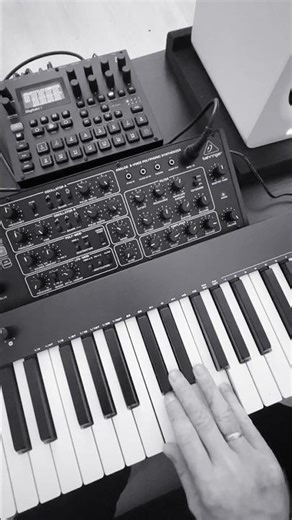 C major drone #digitakt2 #synth #ambient #behringer