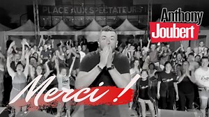 Vous qui me suivez, Vous qui me soutenez Vous qui m'avez donné la force de continuer Vous qui m'avez tant donné pendant le confinement Vous qui participez à mes vidéos, mes projets Vous qui venez me voir sur scène Vous qui me programmez Vous qui me faîtes confiance depuis tant d'années : Pour vous tous un seul mot : MERCI ! #merci #public #abonnés #fans #théâtre #spectacle #concert #remerciement #chanson #parodie #soprano Soprano Officiel #spectateurs #scène #onemanshow #concert #humour #soutien