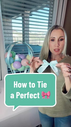 How to Tie the Perfect Bow for Balloons