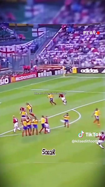 Mastering the Art of Scoring Free Kicks in Football