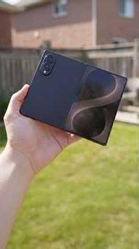 Samsung Galaxy Z Fold 8 (Wide) - First Look at Samsung's New Wide Foldable!