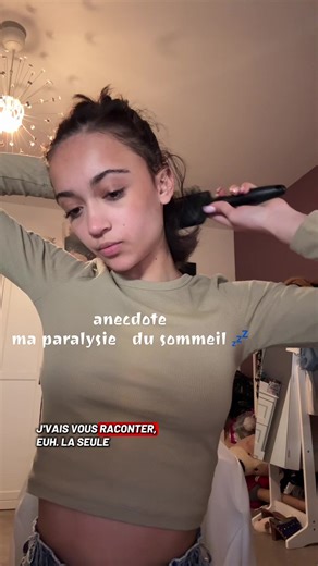 Vidéos de meli.core_ (@meli.core_) avec Creepy simple horror ambient(1270589) - howlingindicator