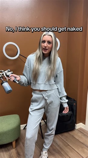 AUSTIN TX SPRAY TANS l In Studio & Mobile | Some people go to therapy, my ATX babes book a spray tan session😉 Come see me and let’s yap!! #austinspraytan #atxspraytan #austinlife... | Instagram