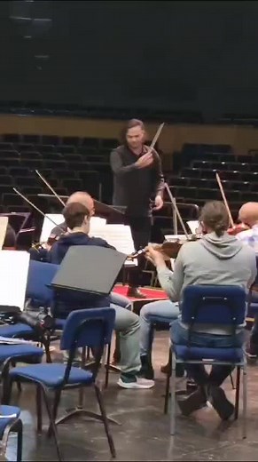 Performing Beethoven Symphony No. 5 2nd Movement