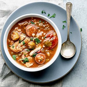 72K views · 12 reactions | This homemade Slow Cooker Gumbo features chicken, Andouille sausage, okra, and lots of veggies! I’ve added in rice to make it a complete meal in one! It’s easy to set up and turn on before work, so you can have a family meal ready to go when you get home. FULL RECIPE HERE--> https://www.healthyseasonalrecipes.com/slow-cooker-chicken-gumbo/ | Healthy Seasonal Recipes | Facebook