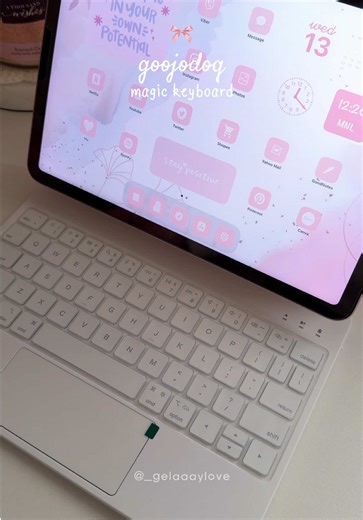 Goojodoq Magic Keyboard: iPad to Laptop Transformation
