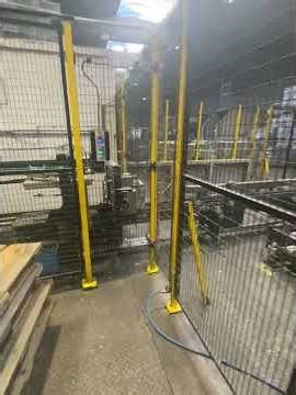 Aluminiumrecycling dosen Verpacken mit einem Roboter…..