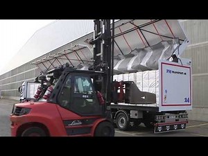 こんな荷締め機見たことない!!! しかもウイングはリモートコントロール!!!