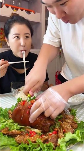 Juicy Korean Jokbal 🤤 Pork Knuckle Mukbang #Shorts