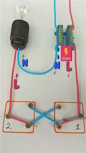 Two-Way Switching Explained in 14 Seconds! #TwoWaySwitching #ElectricalWiring #ElectricianLife