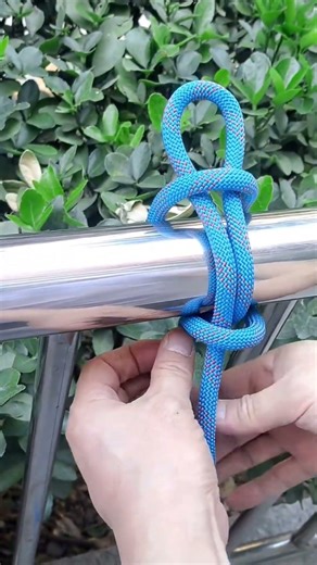 Double layered fixed anchor knot with uniform stress distribution