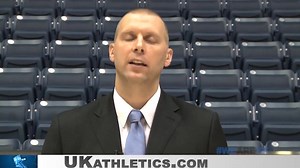 #POPESDOPES 😄 | The Cardinal's BEAK