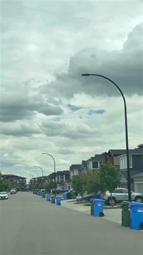 Afternoon drive through Seton Calgary. 🚗🏘️