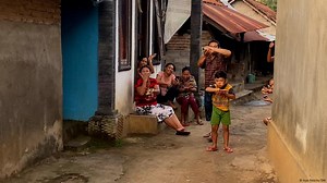 In this Indonesian village, everyone knows sign language