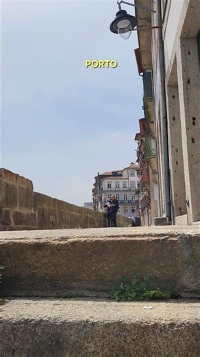 Walking in PORTO PORTUGAL