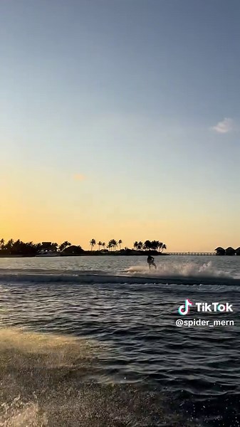 Back mob, B3 & Front roll. #wakeboardingisawesome