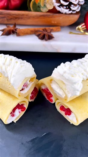 Raspberry Cream Crêpe 😳🍓 #crepe #foodie #recipe | Olekskrulikovskyi
