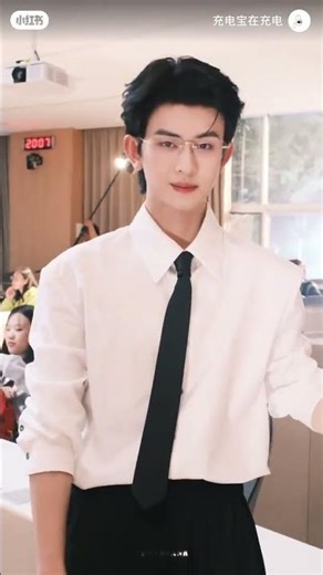 a professor jimohan is so cute 陈添祥