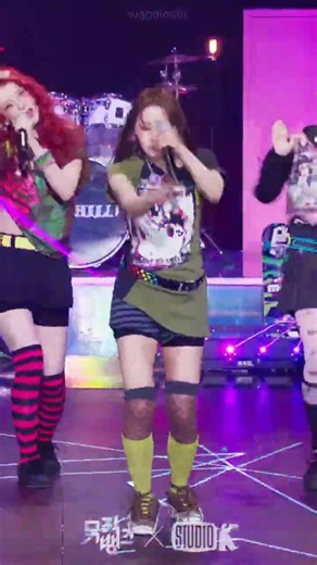 Heekie Unchild outfit compilation / stage mix