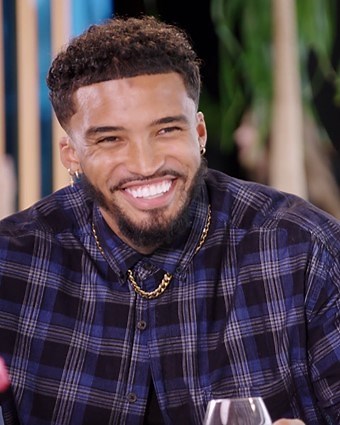 162K views · 57 reactions | "It’s easy, this is what it’s supposed to be like” It’s time for Michael to meet his blind date Jordaine - and it looks like things are off to a very good start already!  Celeb Ex In The City continues Tuesdays at 9pm on MTV UK! | MTV UK | Facebook