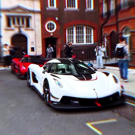 | | Clips By:random??? thank you for 3000k followers 🫶🏻✌🏻🫵🏻 (🚀👀Name Song):??? (🚀👀More of my edits in my profile) #cartok #carsoftiktok #ByEdit_TERLES #supercarshypercars #Editclipscars
