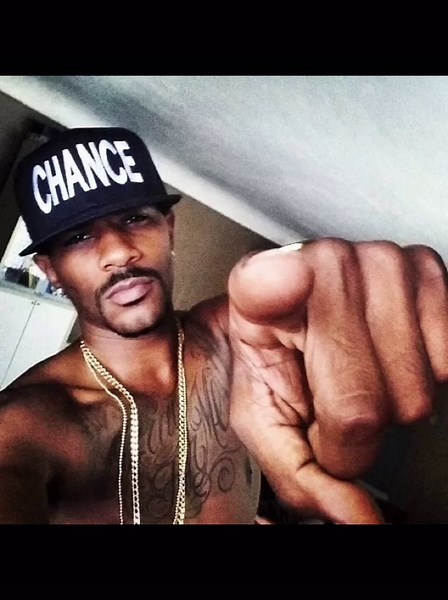 Watch “One Mo Chance” now on @zeusnetwork #onemochance #stallionaires #realchanceoflove #GroupChat #WinterFashion