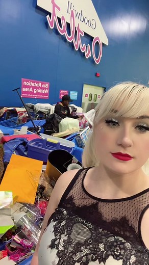 Creepy Vintage Doll Thrifting Find 🖤👻