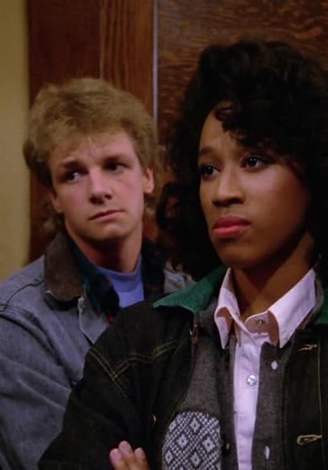 MacGyver S03:E09 - Hell Week