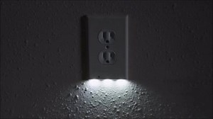 Meet the world’s safest night-light: The Snap Power Guidelight. Perfect for parents! | SnapPower