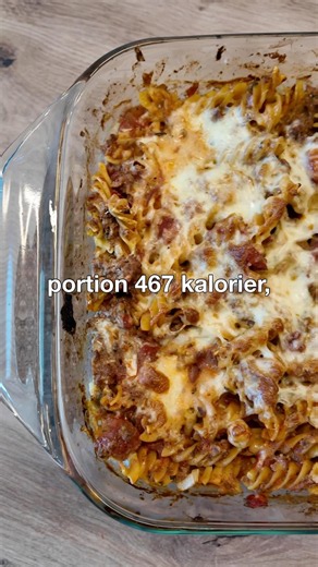 Pasta bolognese i fad på 467 kcal opskrift 🍝