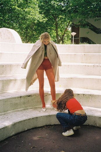 Here’s a little behind the scenes look at everything that went into making the cover for this year’s Garment Magazine!! #fashion #covershoot #bts #fashionmagazine