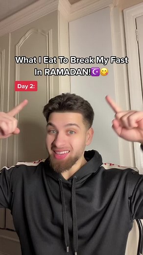 Ramadan Day 2: What I Eat To Break My Fast In RAMADAN!☪️😋
