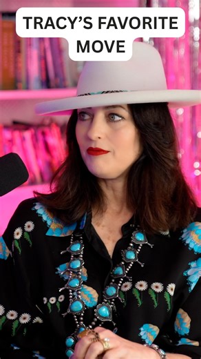 Words That Move Me | Career Coaching on Instagram: "There’s no hip roll like a @tracyphillips66 hip roll and that’s for two reasons. 1. DURRRRRRRATIONNNNNNNNN. 2. All of the secrets she has (some of which she shares in this episode) 😉 What’s YOUR favorite move (and duration of that move)? #dancingcareer #choreographycareer #womenincreative #podcastforcreatives #dancejourney #artofdance #hiproll #podcastlovers #passionatelife #professionaldancers #livingintentionally #durationindance #confidence