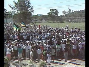 Mandela walking out of prison with Winnie