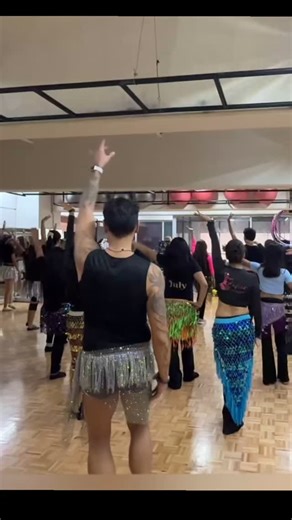 322 reactions · 33 shares | Recuerdos de la master class en México en el @mousha_choreographyessence 2024 ❤️❤️ en diciembre tenemos una nueva cita para disfrutar juntos mucha danza ✨✨❤️❤️❤️ #dancer #oriental #bellydance #dance #bellydancer #danza #maledancer #festival #fusion | Oscar Flores Official Site | Facebook