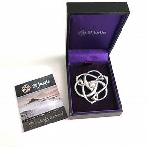 Vintage St Justin Pewter Brooch: Celtic Knot, Simulated Pearl, 1980s - Etsy