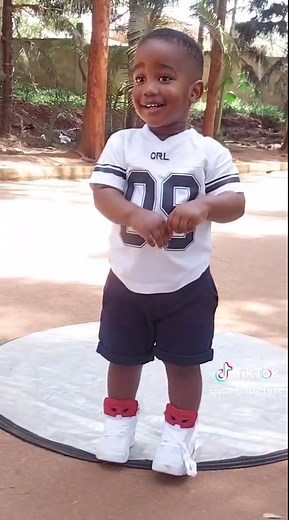 Ropa para Bebés: Estilo y Amor para tu Niño