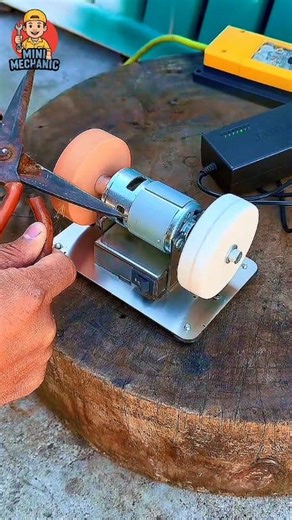 Watch this small electric bench grinder in action! Perfect for sharpening blades, polishing metal, and grinding small parts with precision. A must-have power tool for any workshop or DIY enthusiast. Compact design, big performance — see how it transforms rough edges into smooth perfection! ⚙️✨ #BenchGrinder #ElectricGrinder #WorkshopVibes #ToolReview #reelsvideoシ #short | Mini Mechanic