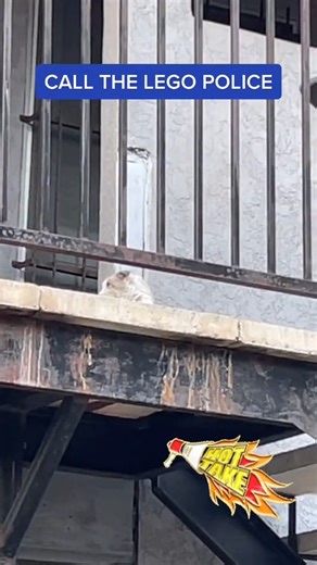 Everyone is doing Lego’s wrong #lego | Barak Hardley