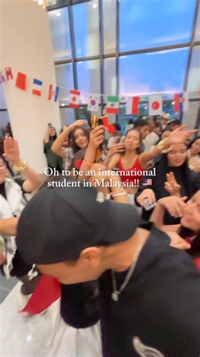 RA Global on Instagram: "Study. Travel. Live. 🇲🇾 Applications are open 👀 DM us 📩 #tunisia #malaysia #studyabroad #travel #education"