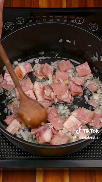 Delicioso Arroz con Coca Cola para la Cena Navideña